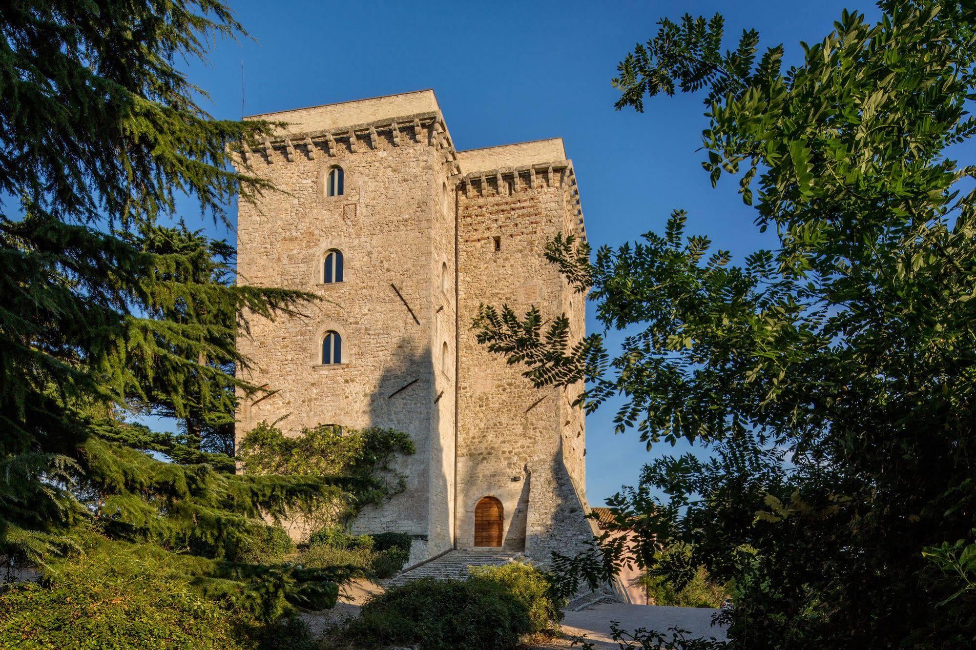トーディ Torre Almonteアパートホテル エクステリア 写真