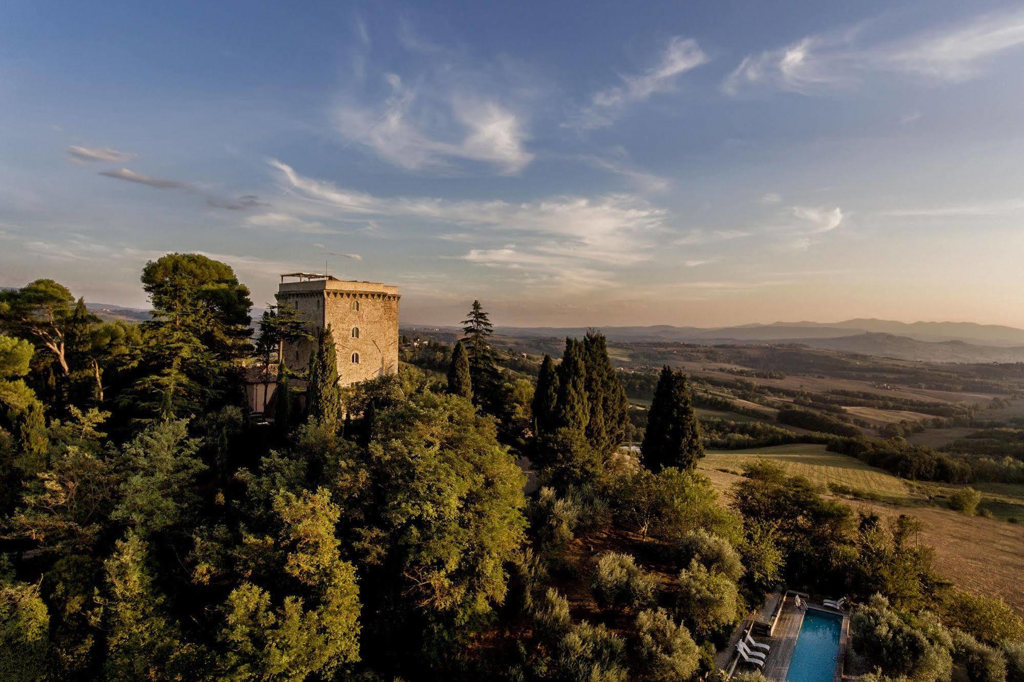 トーディ Torre Almonteアパートホテル エクステリア 写真